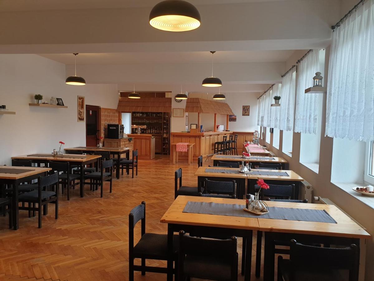 Penzion Kamzik Česká Kamenice Bagian luar foto
